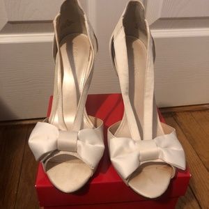 David’s bridal bow tie heels